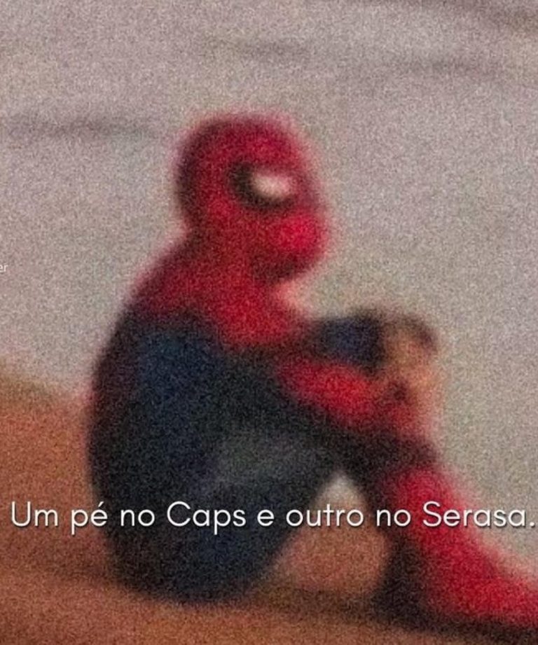 um pé no caps e outro no serasa
